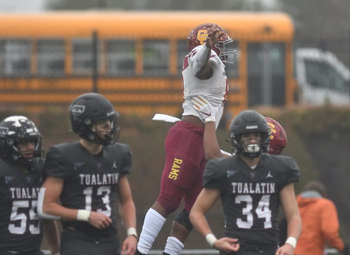 Central-Catholic.Tualatin.6A-football-final.Taylor-Balkom.44